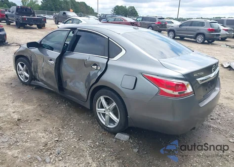 2015 Nissan Altima 2.5 S из США, поврежденный, VIN 1N4AL3AP6FC411750